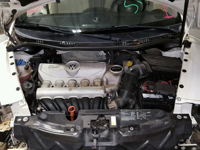 3VWFF31YX7M418438 - 2007 VOLKSWAGEN NEW BEETLE 白色 照片 7