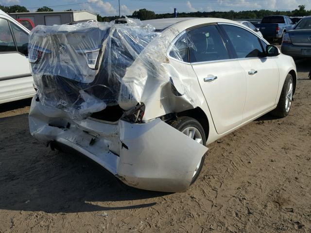 1G4PS5SK4C4131381 - 2012 BUICK VERANO WHITE photo 4