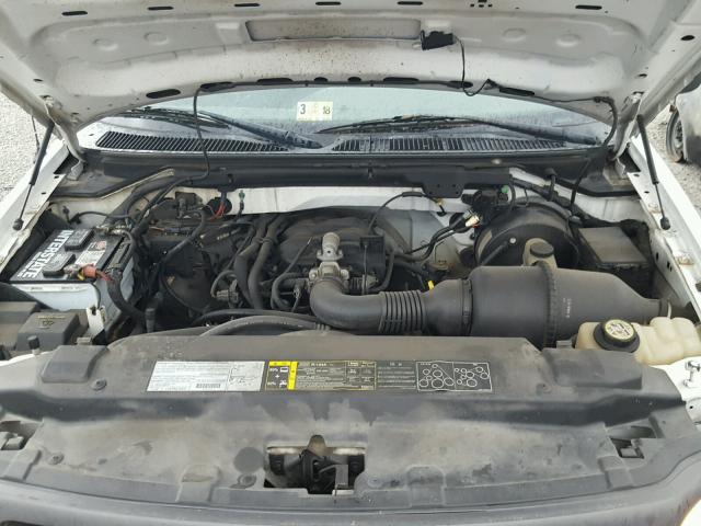 1FTRF17203NA77414 - 2003 FORD F150 WHITE photo 7