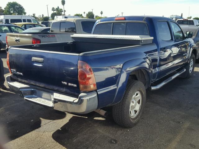 5TEKU72N46Z223469 - 2006 TOYOTA TACOMA DOU BLUE photo 4