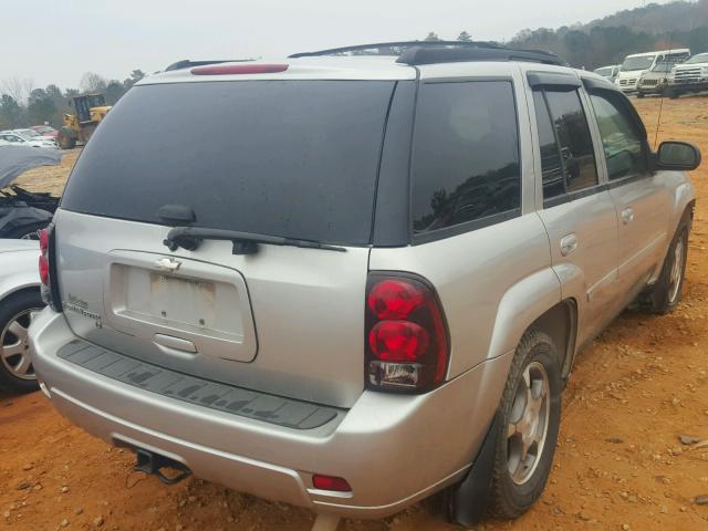 1GNET13M982148737 - 2008 CHEVROLET TRAILBLAZE SILVER photo 4