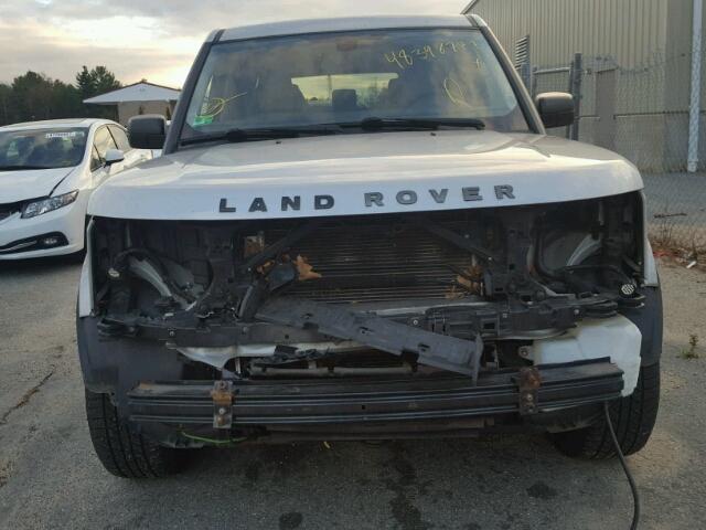 SALAG25415A332806 - 2005 LAND ROVER LR3 HSE SILVER photo 9