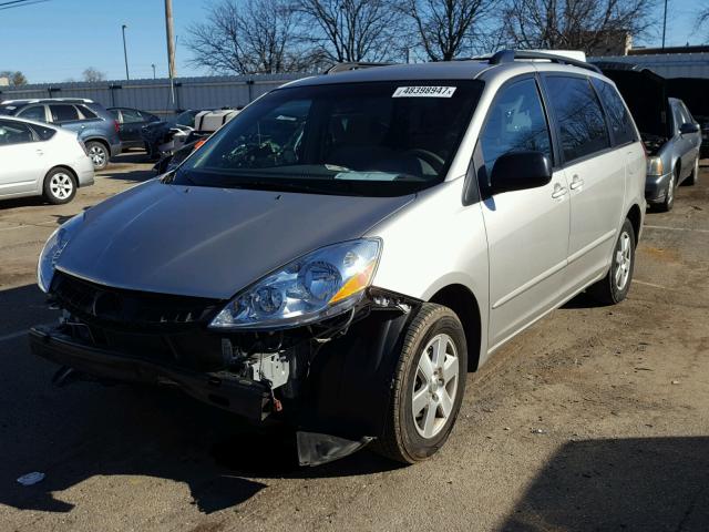 5TDZK23C38S102291 - 2008 TOYOTA SIENNA CE TAN photo 2