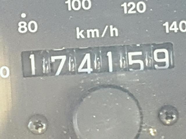 4S6CK58W0W4420620 - 1998 HONDA PASSPORT E 银色 照片 8