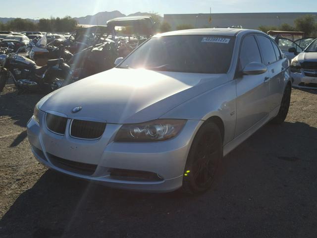 WBAVA37557NL13433 - 2007 BMW 328 I SILVER photo 2