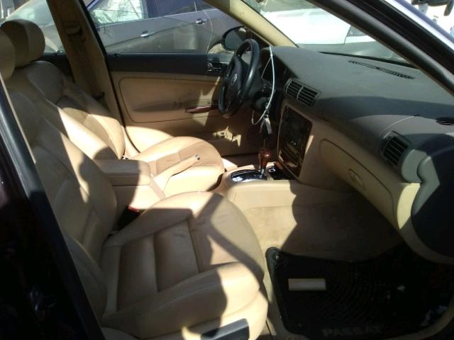 WVWYH63B84E229305 - 2004 VOLKSWAGEN PASSAT GLX 棕色 照片 5