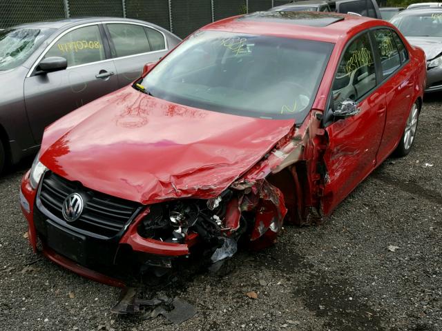 3VWRA7AJ6AM100314 - 2010 VOLKSWAGEN JETTA WOLF RED photo 2