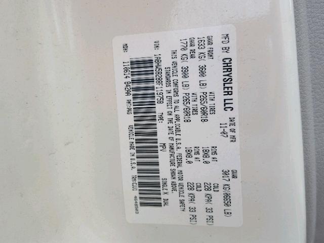 1A8HW58288F119758 - 2008 CHRYSLER ASPEN LIMI WHITE photo 10