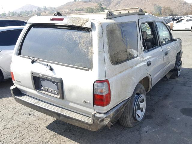 JT3GM84R8W0028684 - 1998 TOYOTA 4RUNNER SILVER photo 4