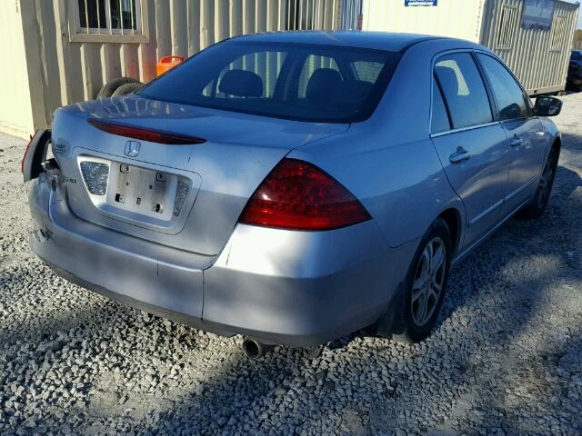 1HGCM56396A019182 - 2006 HONDA ACCORD SE SILVER photo 4