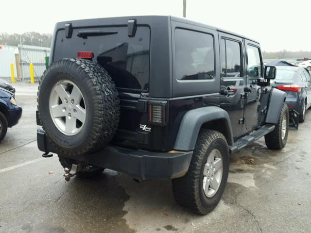 1J4HA3H19BL574932 - 2011 JEEP WRANGLER U BLACK photo 4