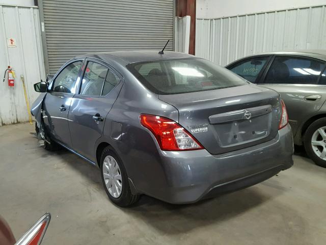 3N1CN7AP3HL904400 - 2017 NISSAN VERSA S GRAY photo 3