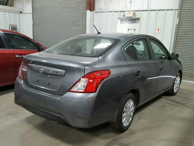 3N1CN7AP3HL904400 - 2017 NISSAN VERSA S GRAY photo 4