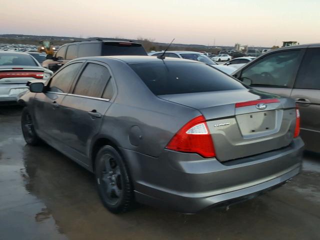 3FAHP0HA1AR329356 - 2010 FORD FUSION SE GRAY photo 3