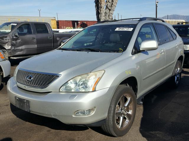 JTJHA31U250079565 - 2005 LEXUS RX 330 SILVER photo 2