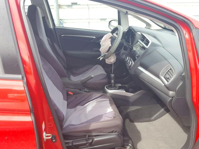 3HGGK5G5XFM763626 - 2015 HONDA FIT LX RED photo 5