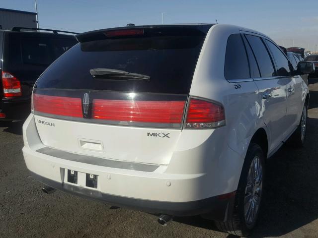 2LMDJ6JC1ABJ07214 - 2010 LINCOLN MKX WHITE photo 4