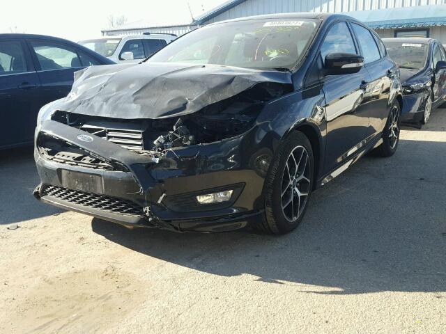 1FADP3K27FL339574 - 2015 FORD FOCUS SE BLACK photo 2