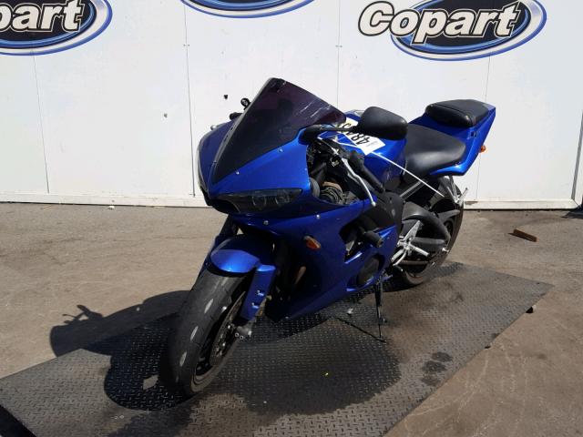 JYARJ06EX5A028392 - 2005 YAMAHA YZFR6 L BLUE photo 2