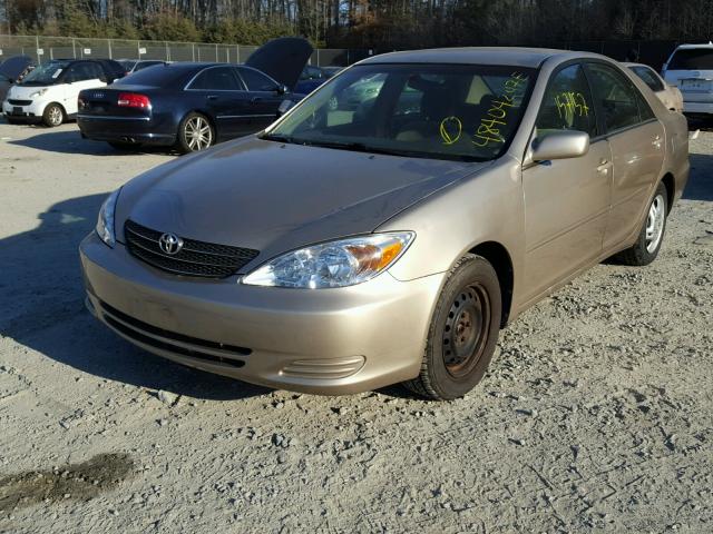4T1BE30K43U668843 - 2003 TOYOTA CAMRY LE ვერცხლისფერი ფოტო 2