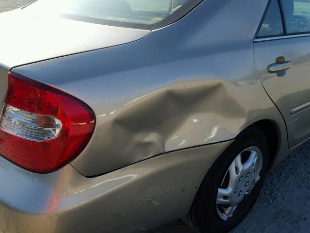 4T1BE30K43U668843 - 2003 TOYOTA CAMRY LE ვერცხლისფერი ფოტო 9