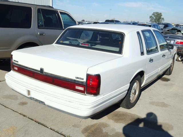 1LNLM82W8PY767832 - 1993 LINCOLN TOWN CAR S WHITE photo 4