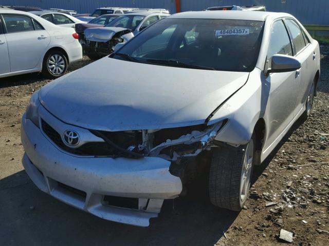 4T1BF1FK1EU404684 - 2014 TOYOTA CAMRY L SILVER photo 2