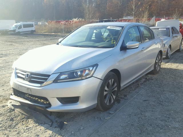 1HGCR2F37DA111016 - 2013 HONDA ACCORD LX SILVER photo 2