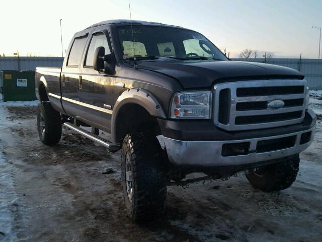 1FTWW31PX6EA77430 - 2006 FORD F350 SRW S BROWN photo 1