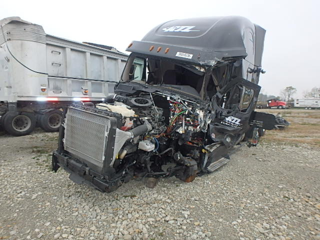 1FUJGLDR6HLHM1706 - 2017 FREIGHTLINER CASCADIA 1 BLACK photo 2