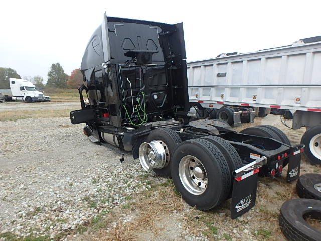 1FUJGLDR6HLHM1706 - 2017 FREIGHTLINER CASCADIA 1 BLACK photo 3