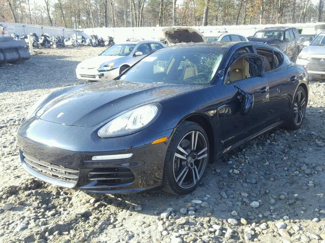 WP0AA2A77GL006198 - 2016 PORSCHE PANAMERA 2 BLACK photo 2