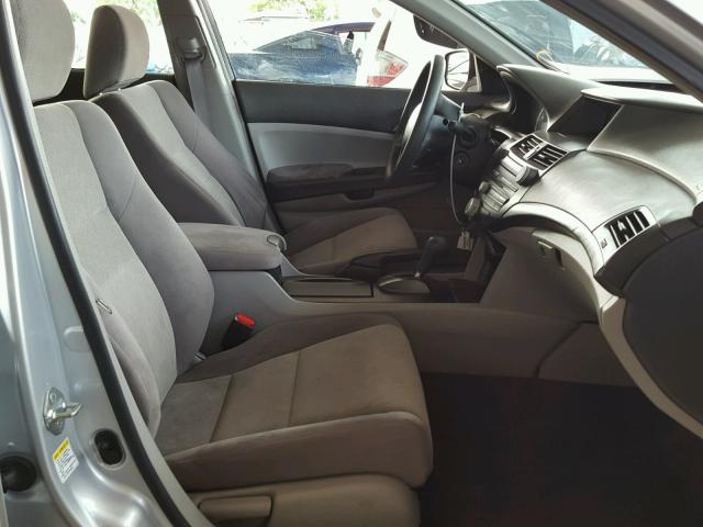 1HGCP26409A089074 - 2009 HONDA ACCORD LXP SILVER photo 5