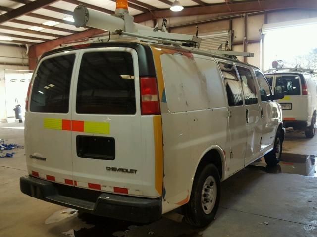 1GCGG25V661173860 - 2006 CHEVROLET EXPRESS G2 WHITE photo 4