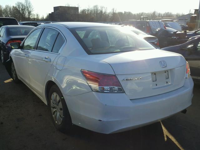 1HGCP263X9A126915 - 2009 HONDA ACCORD LX WHITE photo 3