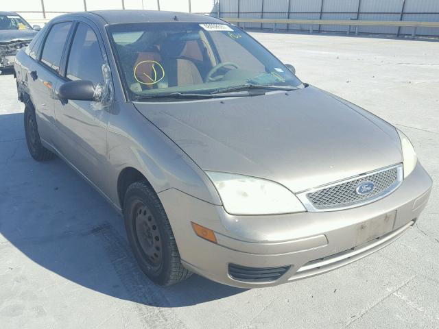 1FAFP34N35W250551 - 2005 FORD FOCUS ZX4 BEIGE photo 1