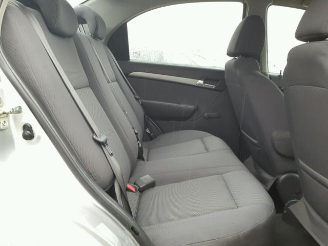 KL1TD56E89B347957 - 2009 CHEVROLET AVEO LS SILVER photo 6