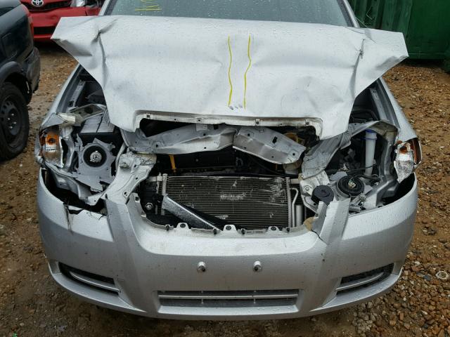 KL1TD56E89B347957 - 2009 CHEVROLET AVEO LS SILVER photo 9