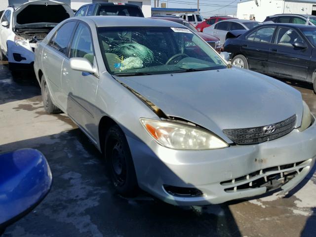JTDBE32K630232875 - 2003 TOYOTA CAMRY LE SILVER photo 1