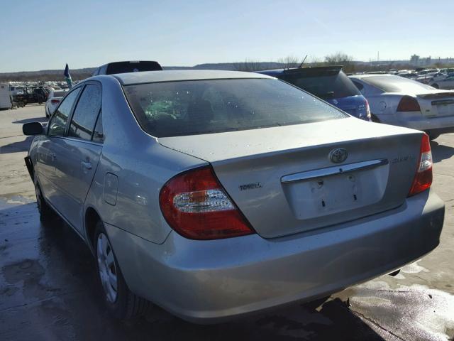 JTDBE32K630232875 - 2003 TOYOTA CAMRY LE SILVER photo 3