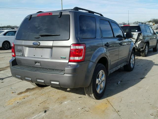 1FMCU0DG0BKC48180 - 2011 FORD ESCAPE XLT GRAY photo 4