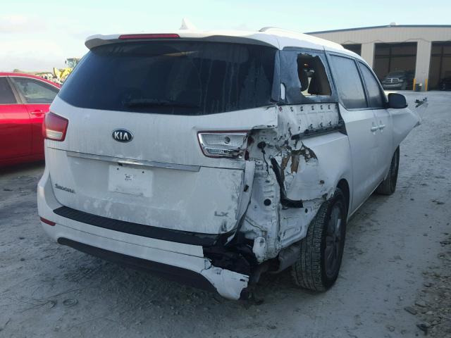 KNDMB5C12G6153807 - 2016 KIA SEDONA LX WHITE photo 4