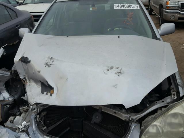 2T1BR32E65C436938 - 2005 TOYOTA COROLLA CE SILVER photo 7