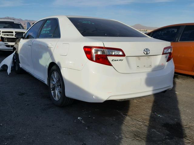 4T4BF1FK0DR286440 - 2013 TOYOTA CAMRY L WHITE photo 3
