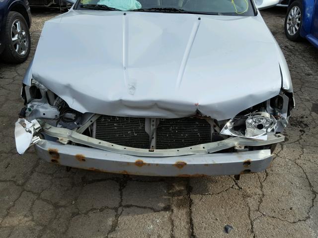 3N1CB51D64L476254 - 2004 NISSAN SENTRA 1.8 SILVER photo 9