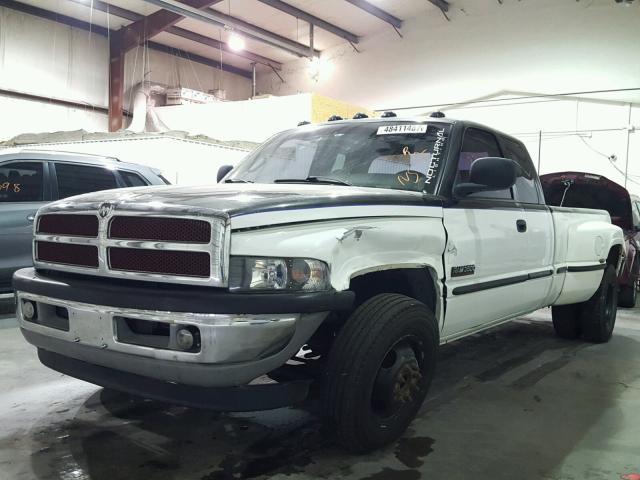 1B7MC3367XJ574755 - 1999 DODGE RAM 3500 WHITE photo 2