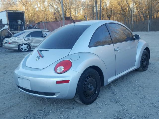 3VWEW31CX7M508642 - 2007 VOLKSWAGEN NEW BEETLE SILVER photo 4