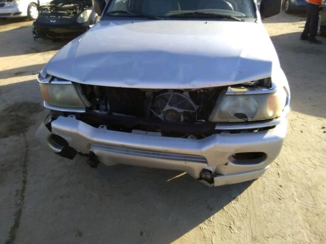 JA4MT31R72P006826 - 2002 MITSUBISHI MONTERO SP SILVER photo 9