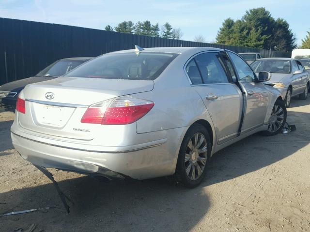 KMHGC46E69U017547 - 2009 HYUNDAI GENESIS 3. SILVER photo 4