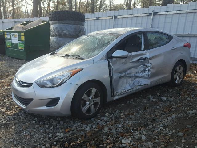 5NPDH4AE3DH257531 - 2013 HYUNDAI ELANTRA GL SILVER photo 2